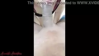 مررت بجانب موقع بناء ووضعني عامل البناء ليصبحت وتم تغطيتي في الأوساخ