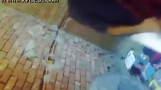 لعيون نسوانجى وواد ابن حرام ماسك خطيبته تفريش وتسخين فاجر