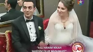 العروس التركية لأسفل