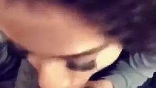 وقحة عربية مص ديك في الأماكن العامة