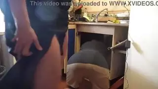 زوجة الديوث العربية تعيش في لندن
