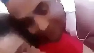 نيك قحبة في الهواء الطلق