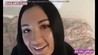 سخيف المراهقين الأفغان اللطيفين بينما كان والديهم في الخارج