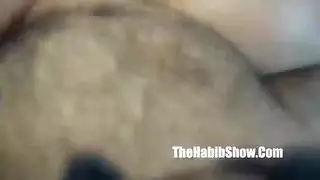 البرازيلي هو يحب شعر عربي ديك