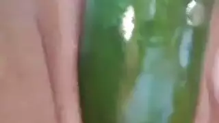 الهواة يستمني وينتهي في بخ