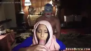 زوجة مسلمة الجنس العربي فتاة عاملة محلية
