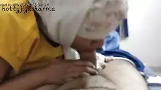 ابن عمي يمارس الجنس معي بدون الواقي الذكري، أجعله نائب الرئيس على ثديي، أحب الاستحمام في السائل المنوي