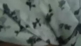 شرموطة مصرية محجبة تمص الزب المختون