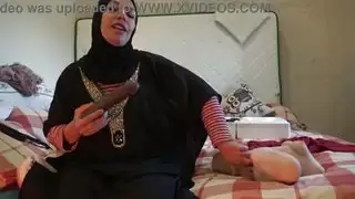 زوجة الديوث العربية التي تعيش في لندن