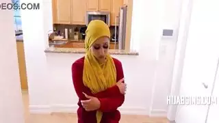 مدرب اللياقة البدنية يمارس الجنس مع العميل العربي الغريب