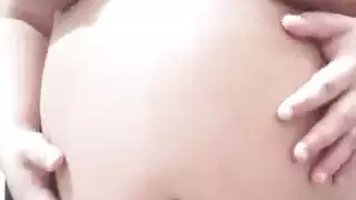 الخطوة العربية الحامل الأم التي تضايق وتشرط على كاميرا الويب تبحث عن شخص ما يمارس الجنس مع بوسها المشعر