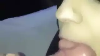 محجبة تمص الزب وتتناك