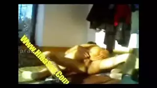 أمي العربية نادية في الحصول على