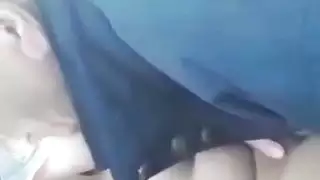 قحبة جزائرية تصور نفسها تتناك من